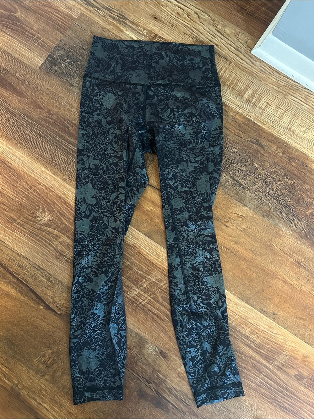 lululemon athletica Black Floral Print Leggings